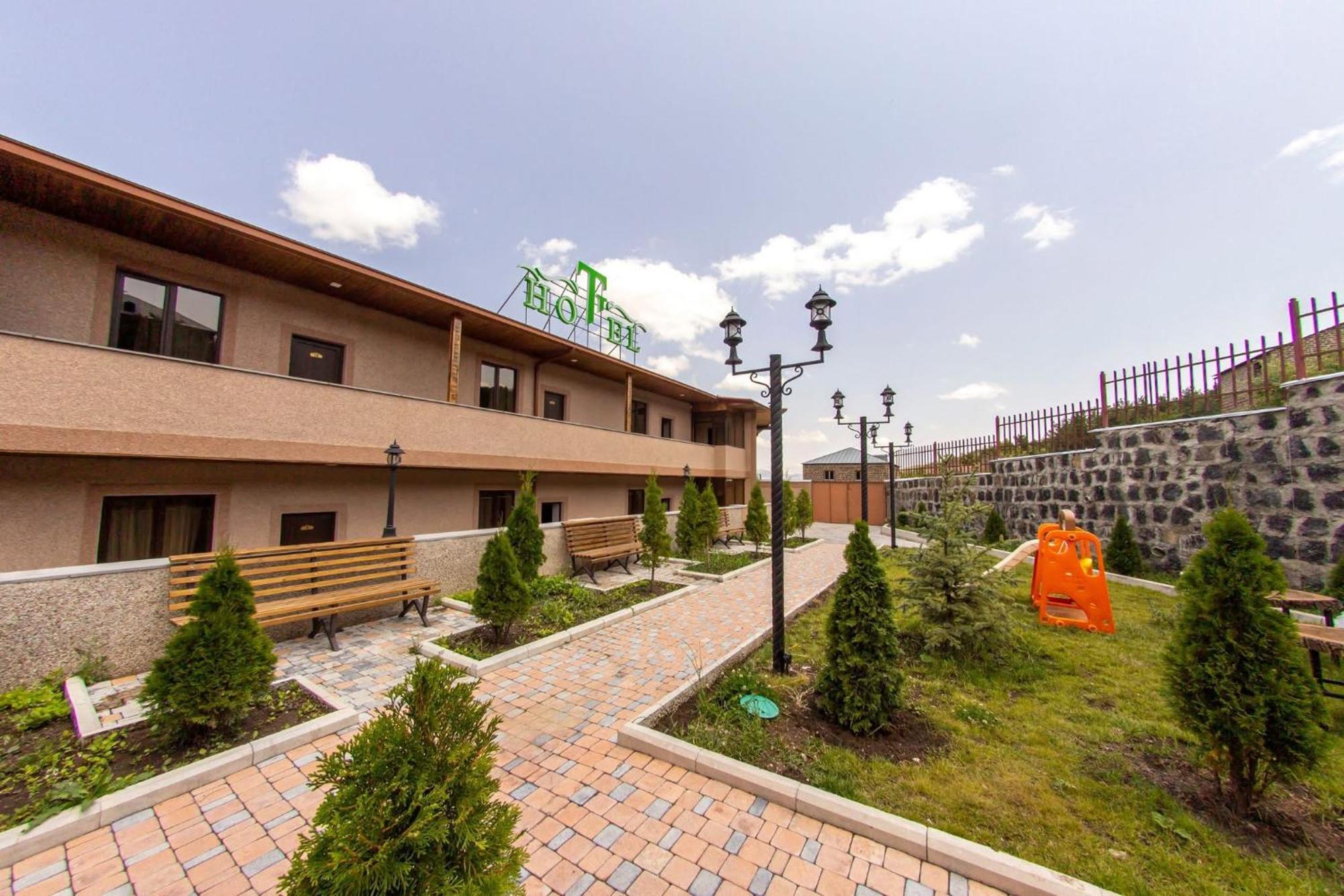 Tsaghkadzor Inn Hotel Exterior foto